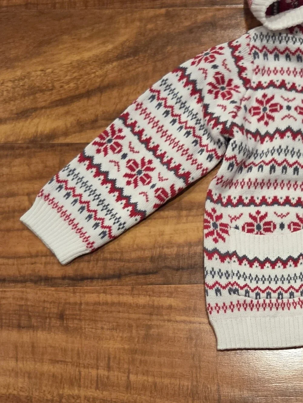 Gymboree NWT 6-12 Months White/Gray/Red Fair Isle Hooded Sweater